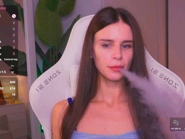 EmiliAva82936 live cam on BongaCams