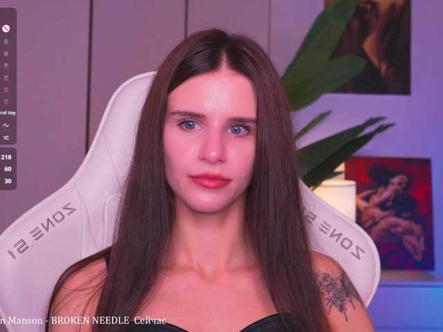 EmiliAva82936