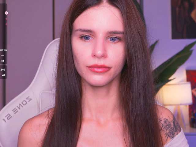 EmiliAva82936