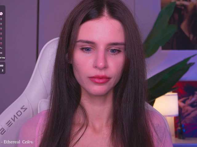 EmiliAva82936 live cam on BongaCams