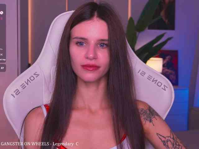 EmiMoon webcam