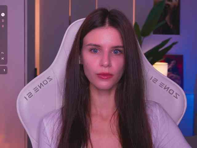 EmiMoon webcam
