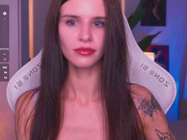 EmiliAva82936 Live Webcam on BongaCams