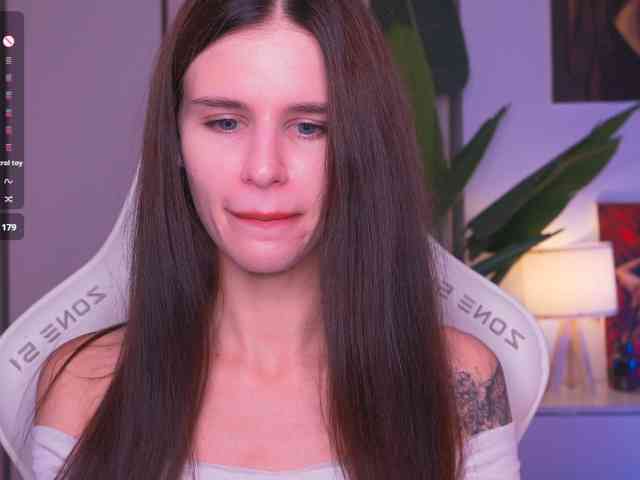 EmiMoon webcam