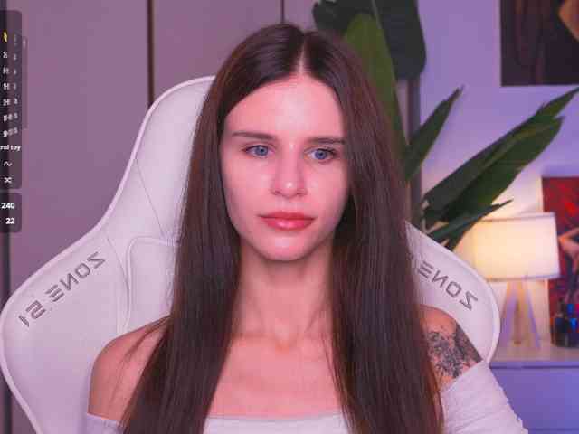 EmiMoon webcam