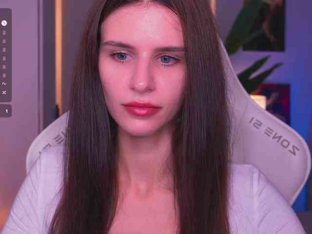 EmiMoon webcam