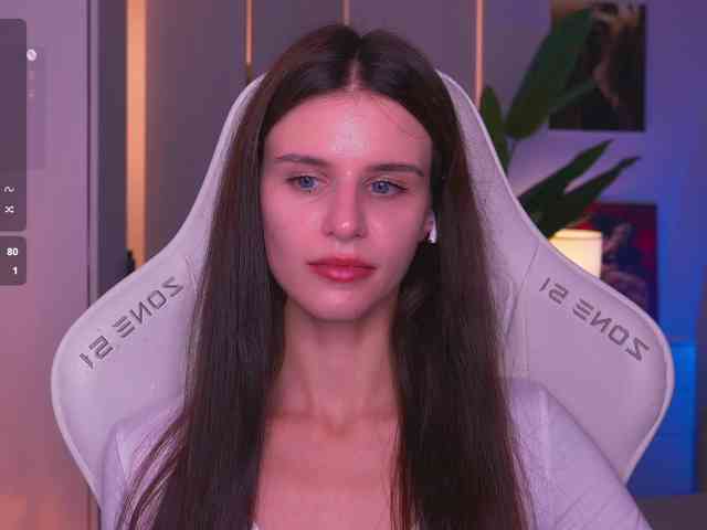EmiMoon webcam