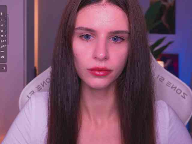 EmiMoon webcam
