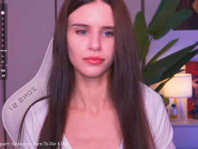 EmiMoon webcam
