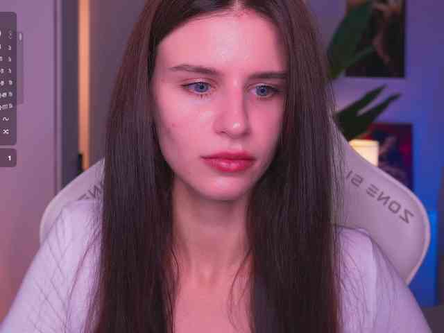 EmiMoon webcam