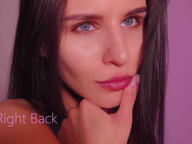 EmiMoon webcam