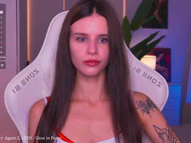 EmiMoon webcam