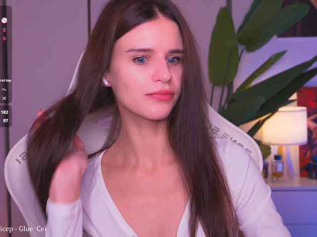 EmiMoon webcam
