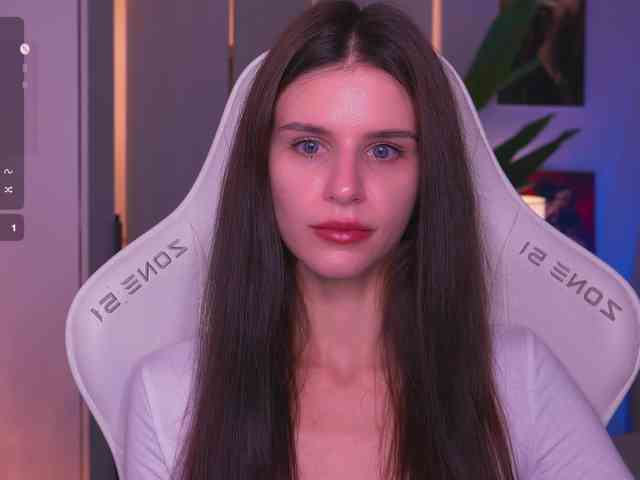EmiMoon webcam