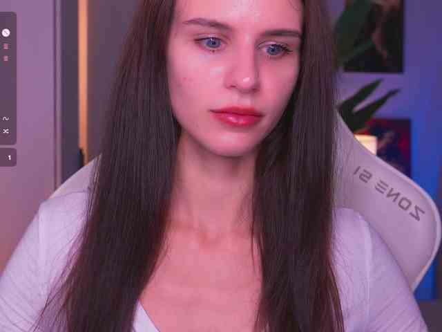 EmiliAva82936 Live Webcam on BongaCams