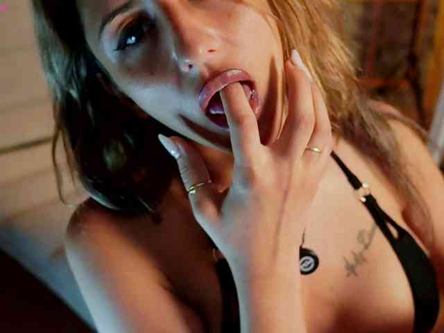 LustfulSinners webcam