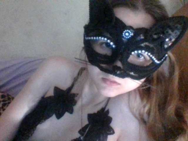 Mila23-1-1 live cam on BongaCams