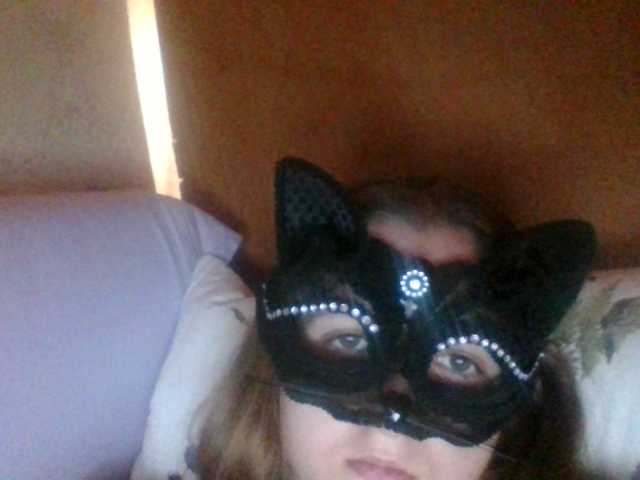 Mila23-1-1 live cam on BongaCams
