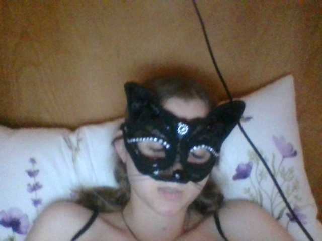 Mila23-1-1 live cam on BongaCams