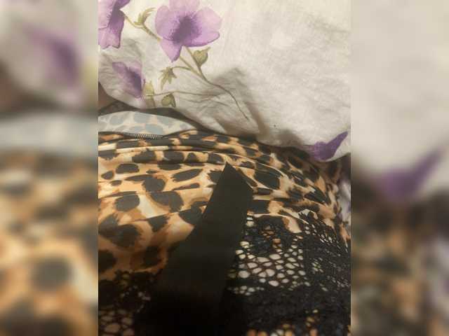 Mila23-1-1 live cam on BongaCams