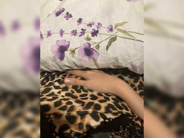Mila23-1-1 live cam on BongaCams