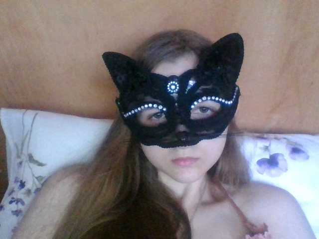 Mila23-1-1 live cam on BongaCams