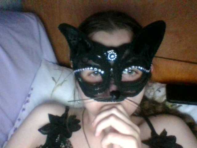 Mila23-1-1 live cam on BongaCams