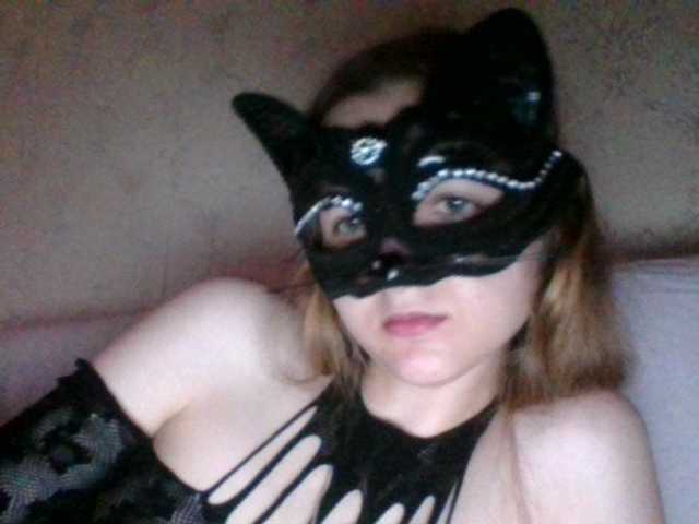 Mila23-1-1 live cam on BongaCams