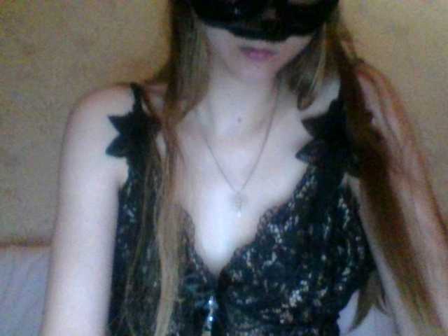 Mila23-1-1 live cam on BongaCams