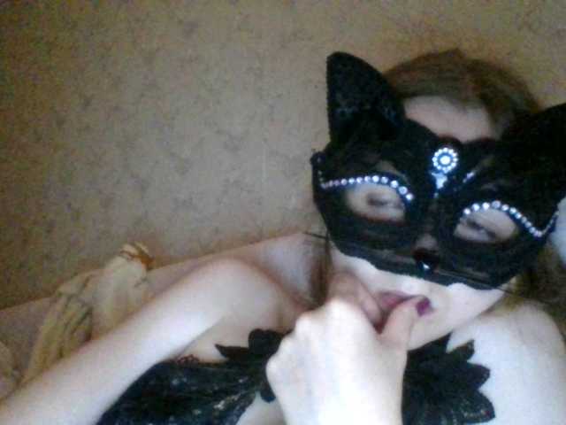 Mila23-1-1 live cam on BongaCams