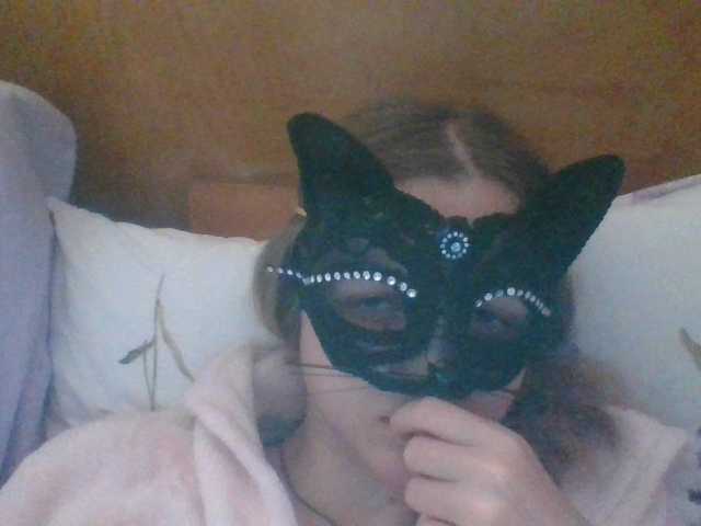 Mila23-1-1 live cam on BongaCams