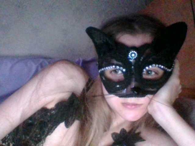 Mila23-1-1 live cam on BongaCams