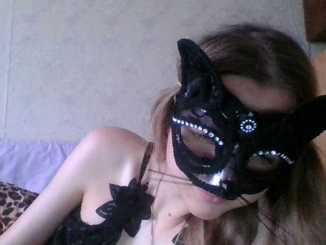 Mila23-1-1 live cam on BongaCams