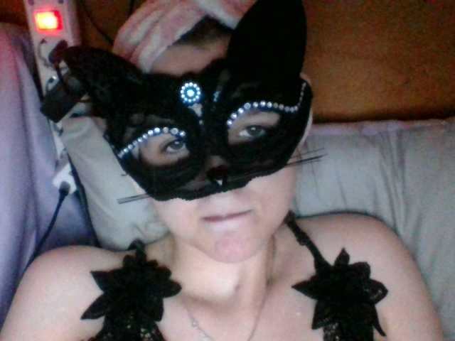 Mila23-1-1 live cam on BongaCams