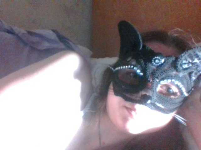Mila23-1-1 live cam on BongaCams