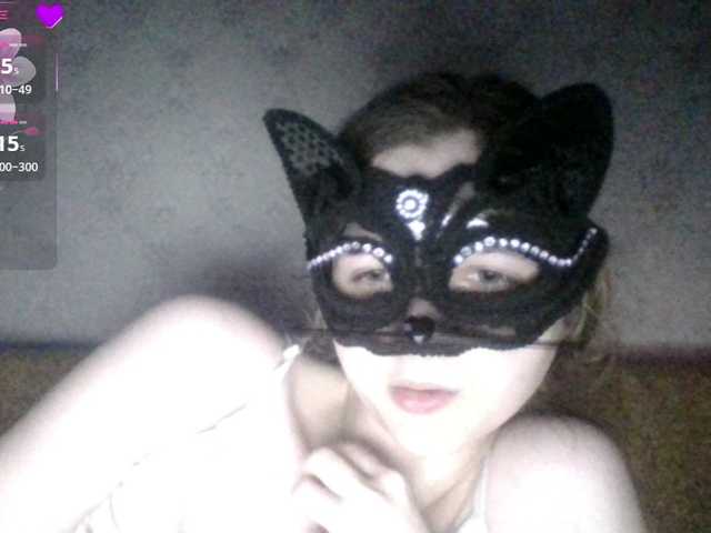Mila23-1-1 live cam on BongaCams