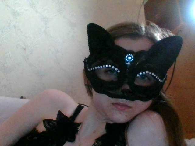 Mila23-1-1 live cam on BongaCams