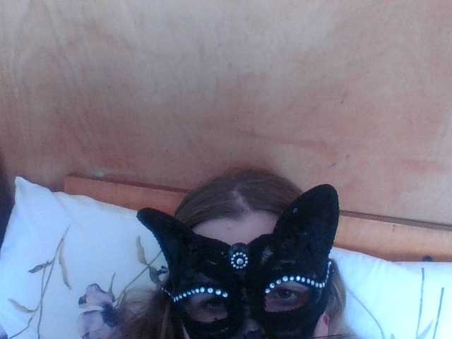 Mila23-1-1 live cam on BongaCams