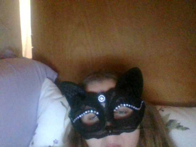 Mila23-1-1 live cam on BongaCams