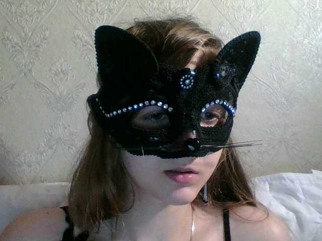 Mila23-1-1 live cam on BongaCams