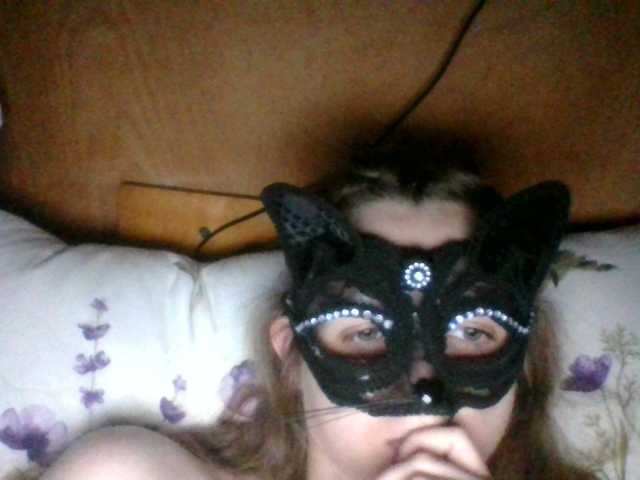 Mila23-1-1 live cam on BongaCams
