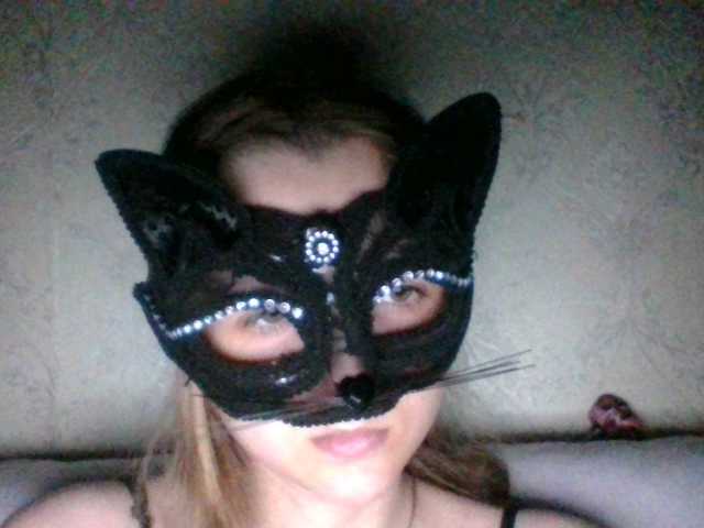 Mila23-1-1 live cam on BongaCams