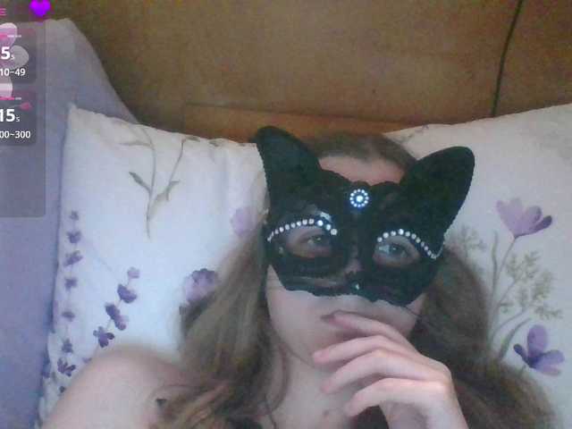 Mila23-1-1 live cam on BongaCams