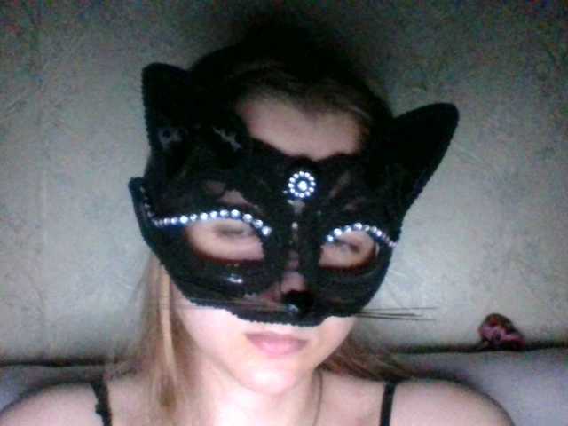 Mila23-1-1 live cam on BongaCams