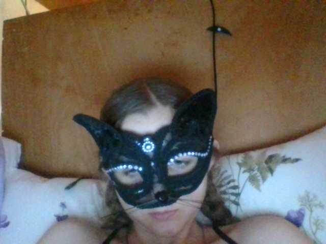Mila23-1-1 live cam on BongaCams