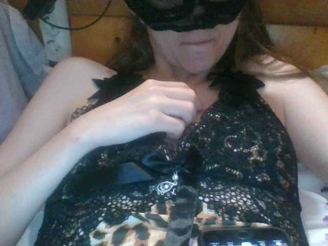 Mila23-1-1 live cam on BongaCams