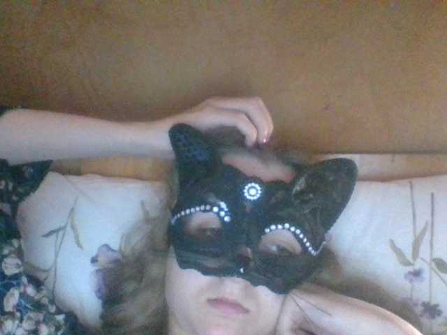 Mila23-1-1 live cam on BongaCams