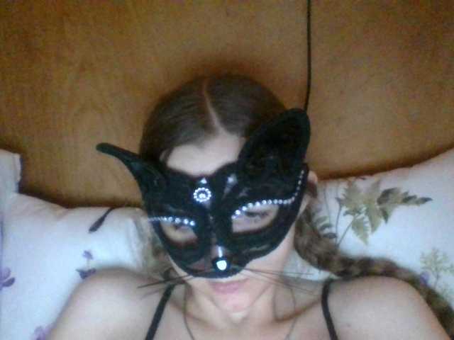 Mila23-1-1 live cam on BongaCams