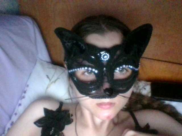 Mila23-1-1 live cam on BongaCams