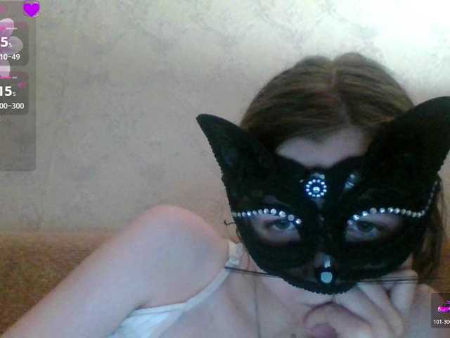 Mila23-1-1 live cam on BongaCams